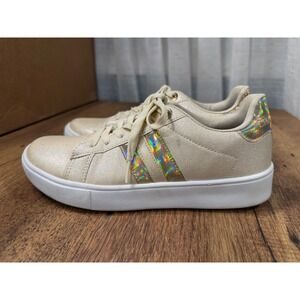 Charleston Shoe Co. Women Beige Holographic Striped Sneakers Sz 7 Made in Mexico